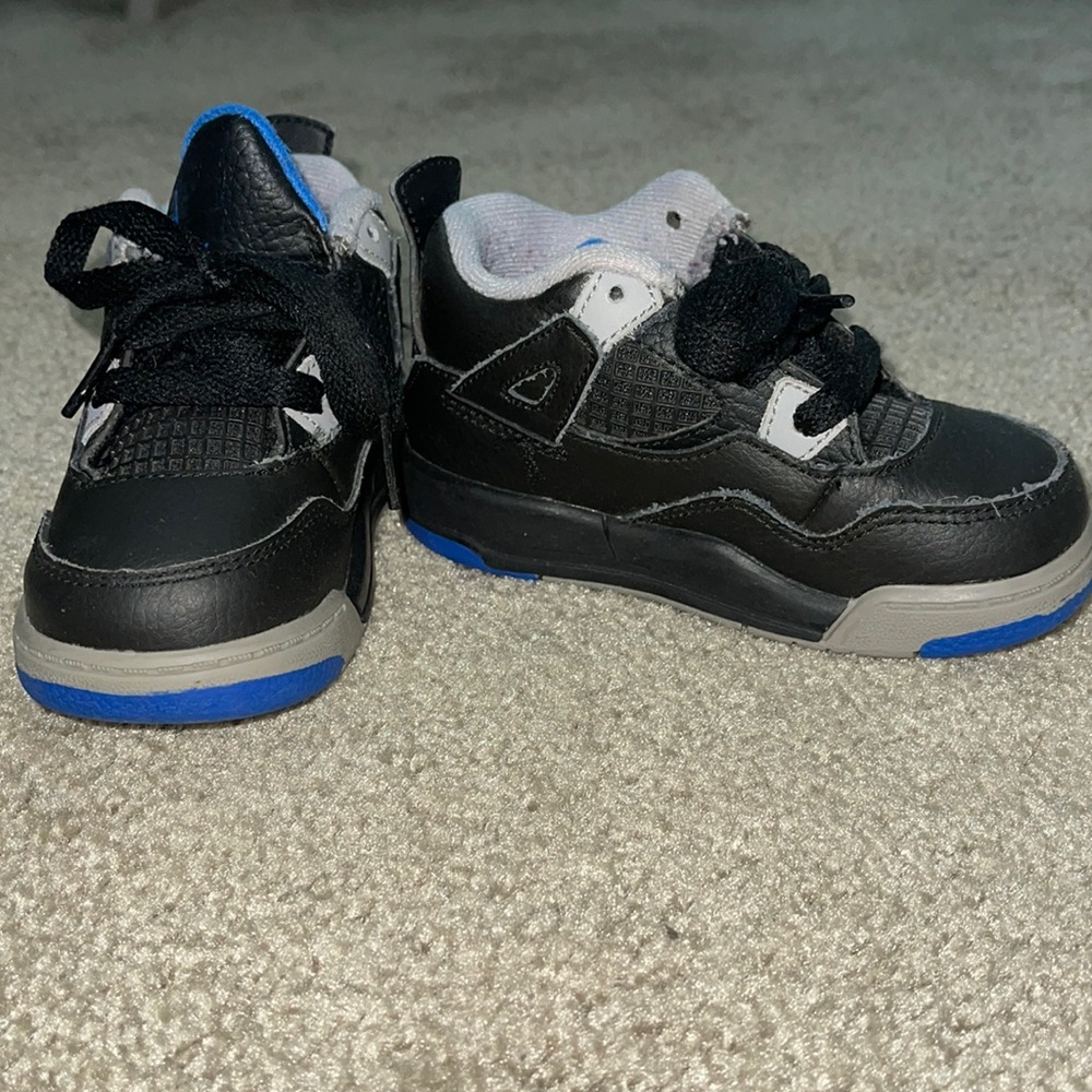 Toddler boys Nike Air Jordan, size 7c